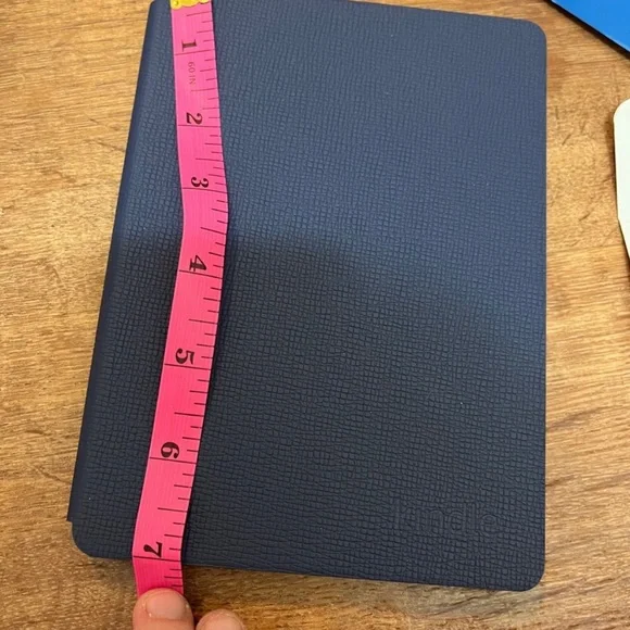 NWT Amazon Kindle Paperwhite Navy Leather COVER ONLY - Picture 7 of 10